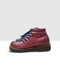 Bordeaux leather hiking boot